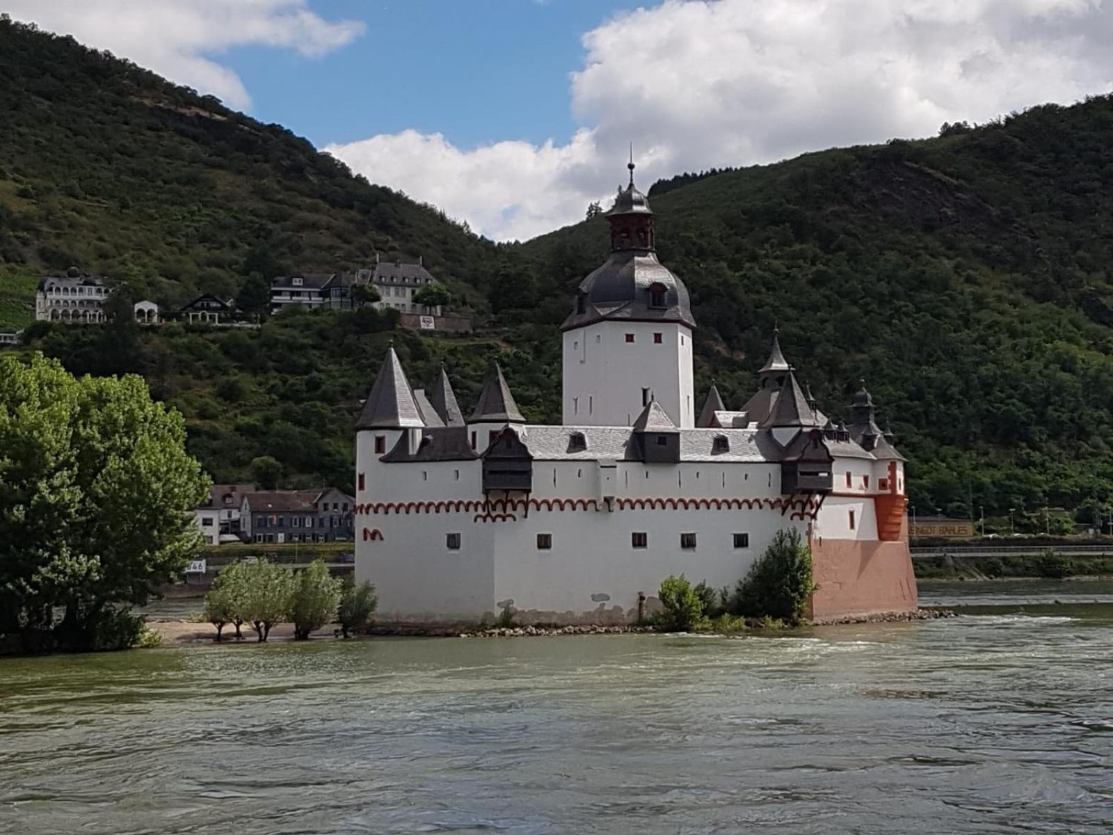 Gaestehaus Karbach Oberwesel Exterior foto